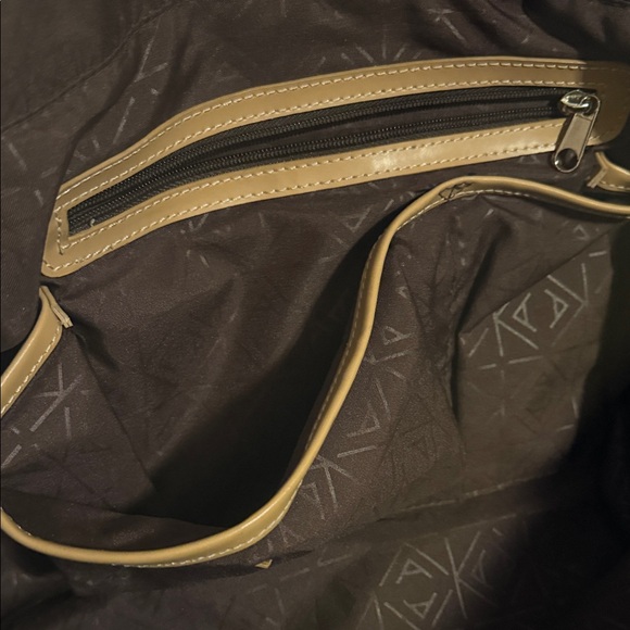 Anne Klein Diaper/Tote Bag - Picture 10 of 16